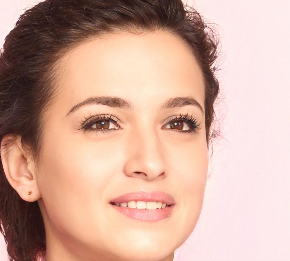 Portrait of Verity Callahan, creator of specialized software for dental practices